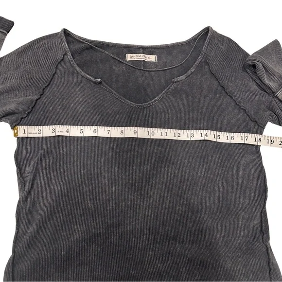 WE THE FREE Black Charcoal Ribbed Layer Up Long Sleeve Tee SZ Medium Grunge - Picture 7 of 10